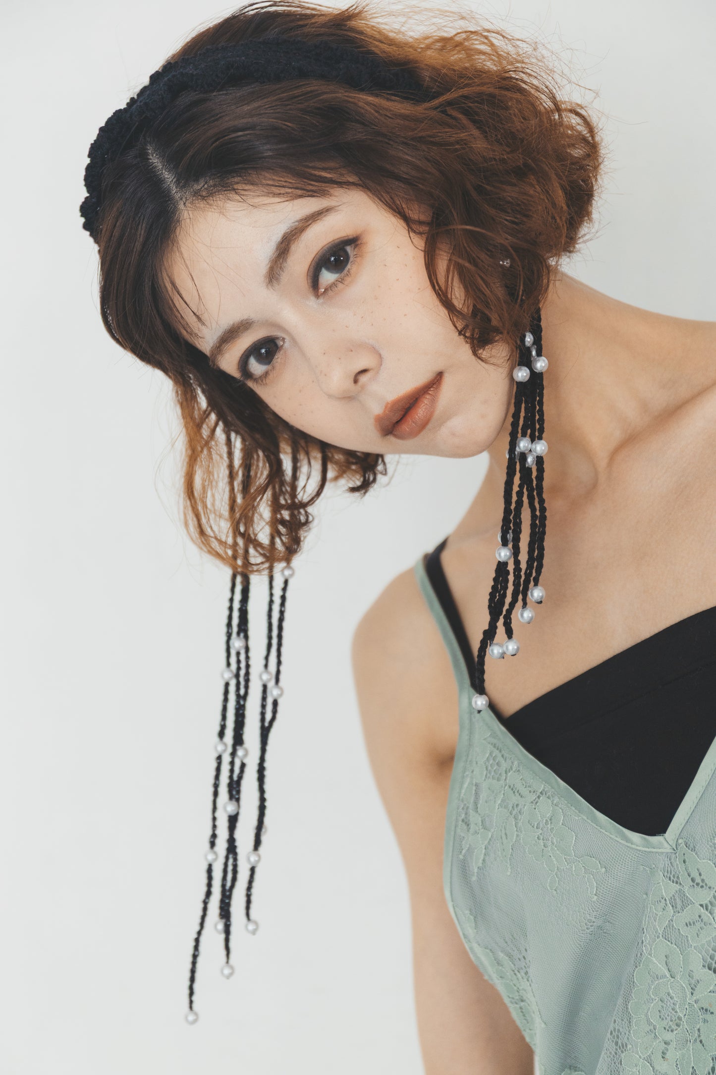Larme head dress – 涙のあとに残る光